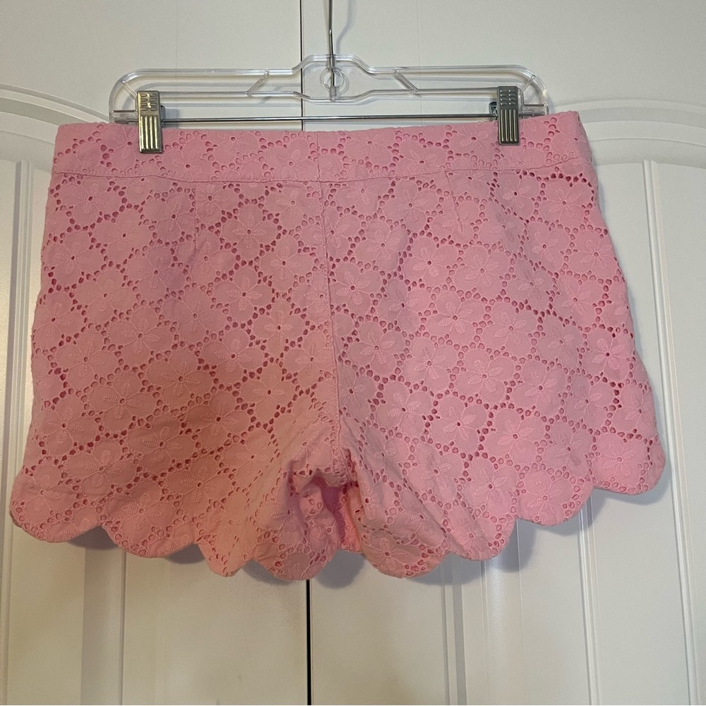 Lilly Pulitzer Pink Eyelet Scalloped Buttercup Shorts Size 8 - Picture 5 of 5